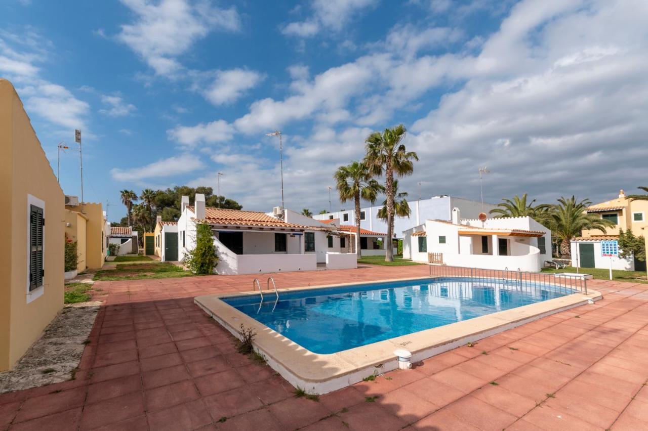Apartamento Con Piscina Y Playa Son Xoriguer Bagian luar foto