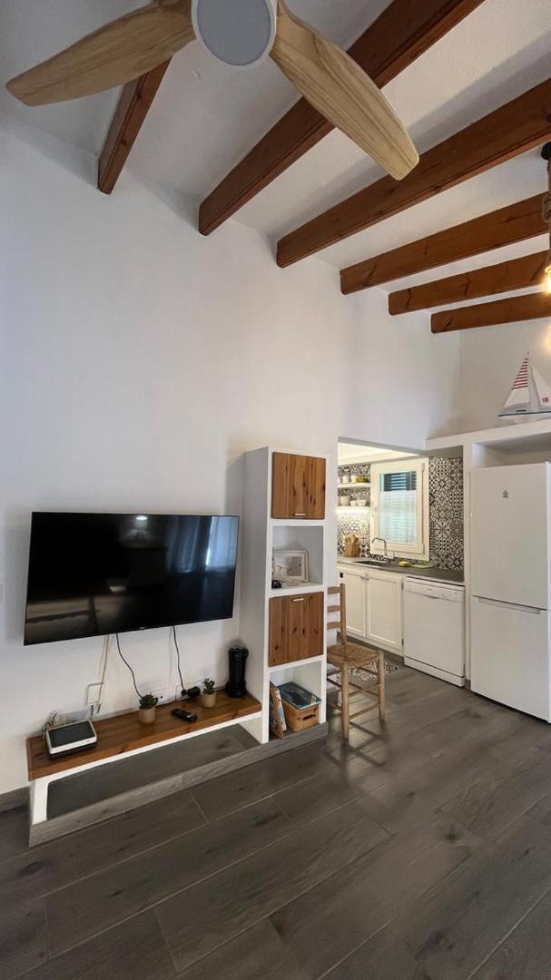 Apartamento Con Piscina Y Playa Son Xoriguer Bagian luar foto
